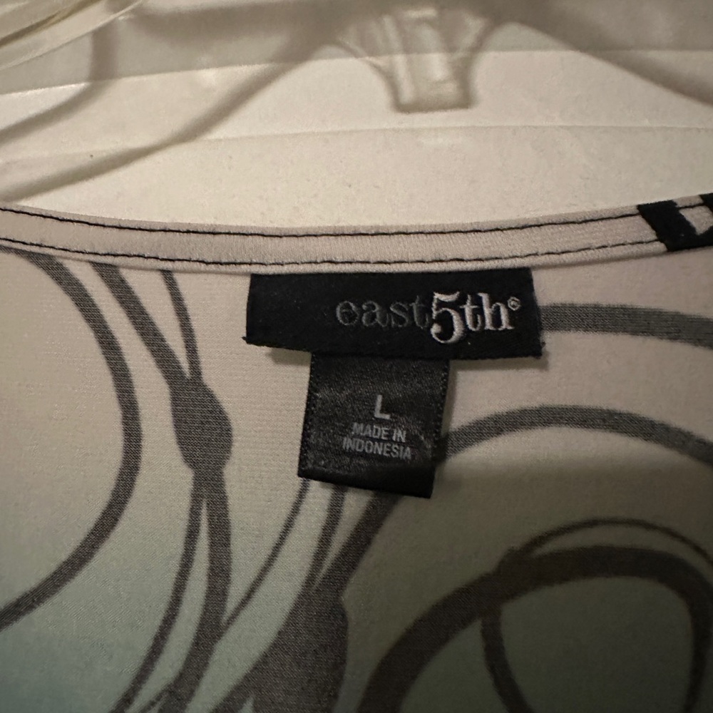 East 5th Black and Blue Swirl V-Neck Blouse - Picture 2 of 2